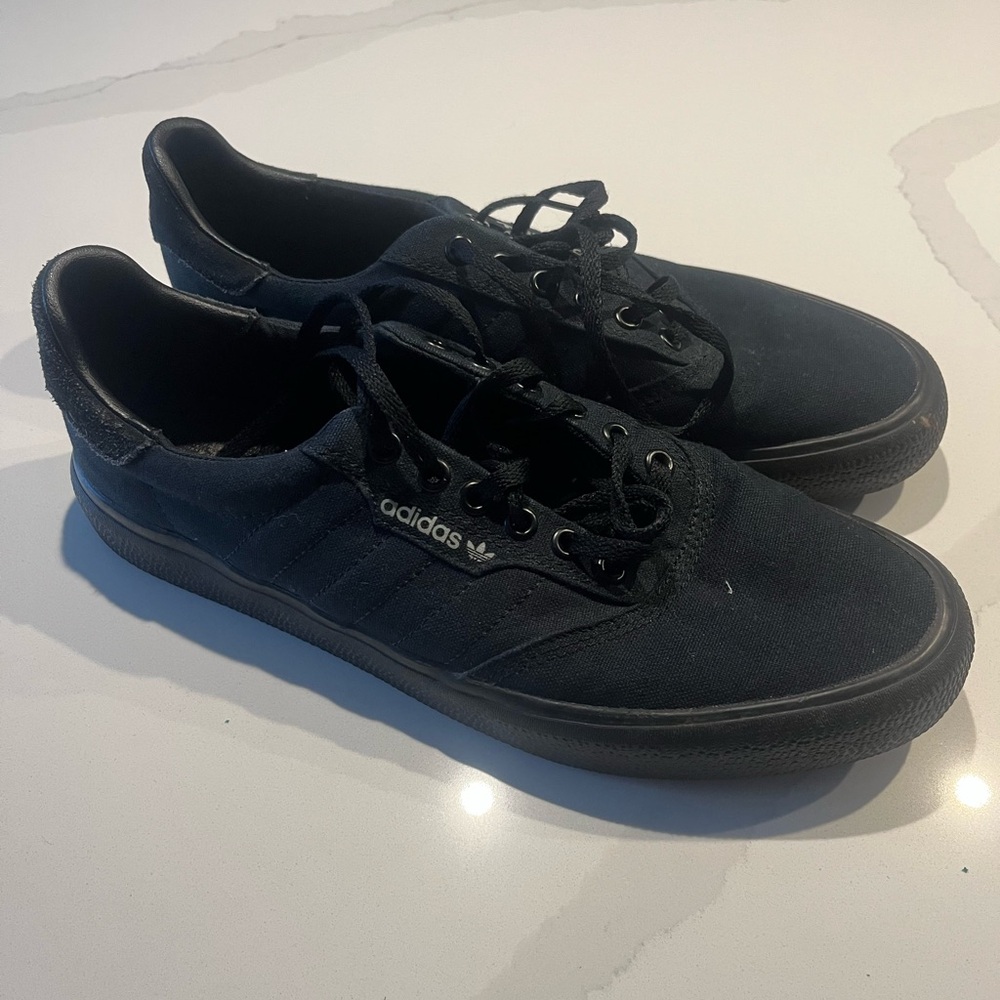 Adidas Men's Black Low Profile Sneakers